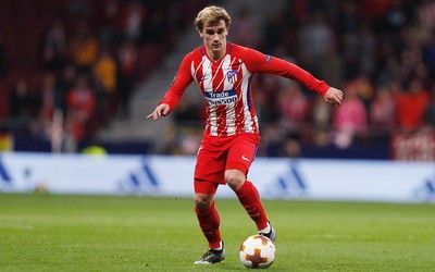 乐鱼电竞精华-上演门将版超级巨大失误