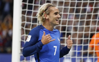 乐鱼电竞-久保建英头球攻门稍稍偏出