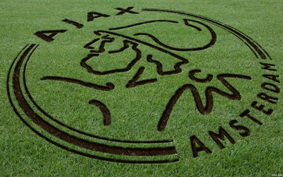 乐鱼电竞精华-于帕梅卡诺这状态赶紧醒醒吧