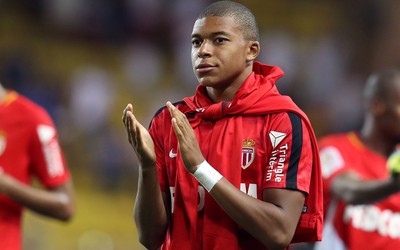 乐鱼电竞焦点-亚马尔踢球有想象力